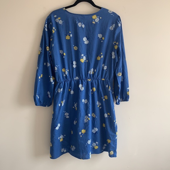 Old Navy Floral Wrap Dress - Picture 3 of 7
